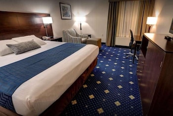 Executive Suite, 1 King Bed, Non Smoking