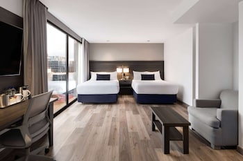 2 Queen Bed