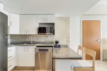 Villa (Master Suite, Stand Alone)