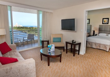 Suite, 2 Queen Beds, Balcony, Ocean-Intracoastal View