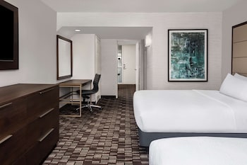 Suite, 2 Double Beds, Accessible (Mobility & Hearing, Roll-in Shower)