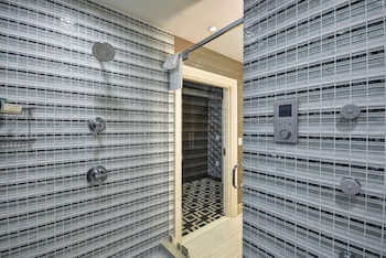 King Suite, 1 Bedroom, Patio