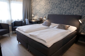 Standard Room, 3 Twin Beds, Non Smoking