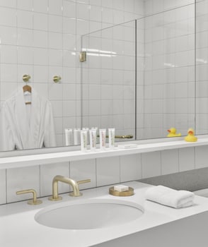 Room, 2 Queen Beds (Mobility/Hearing Accessible, Tub)