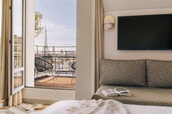 The Iconic Suite - Eiffel Tower View