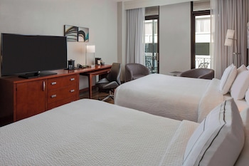 Room, 2 Queen Beds (View)