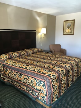 Standard Room, 1 King Bed, Non Smoking