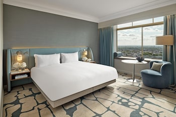 Deluxe Room, 1 King Bed