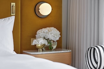 Suite, 1 King Bed (Newly Refurbed Coronation Suite)