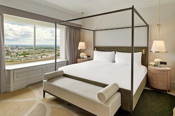 Suite, 1 King Bed (Newly Refurbed Buckingham Suite)