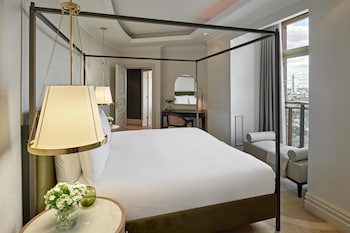 Suite, 1 King Bed (Newly Refurbed Buckingham Suite)