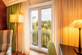 Executive Room, 2 Twin Beds, Lake View