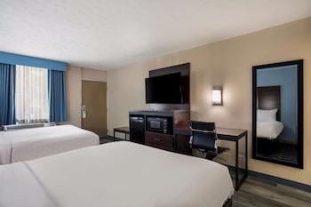 Standard Room, 2 Queen Beds, Non Smoking, Refrigerator & Microwave