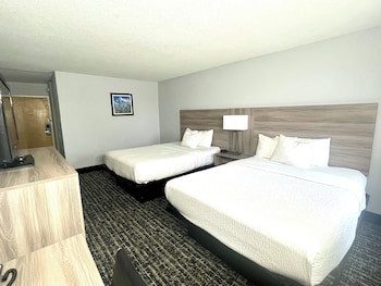 Room, 2 Queen Beds, Non Smoking