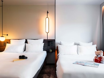 Comfort Room, Multiple Beds