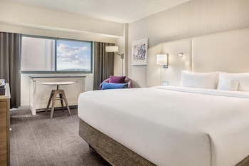 Deluxe Room, 1 King Bed