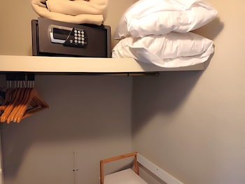 Executive Room, 1 Double Bed, Non Smoking (Larger Room)
