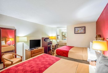 Room, 2 Queen Beds, Non Smoking