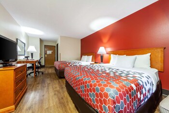 Standard Room, 2 Queen Beds, Non Smoking