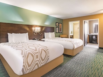 Superior Room, 2 Queen Beds, Non Smoking (Full Kitchen)