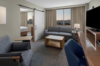 Executive Suite, 1 Bedroom, Tower (Mobility Accessible, Tub)