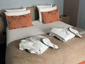 Privilege, Room, 1 Double Bed with Sofa bed