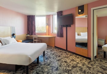 Classic Quadruple Room