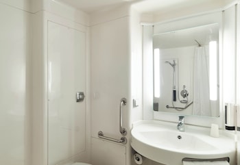 Double Room, Mobility Accessible