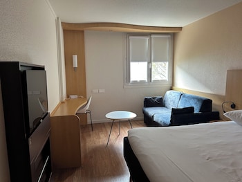 Standard Room, 1 Double Bed with Sofa bed