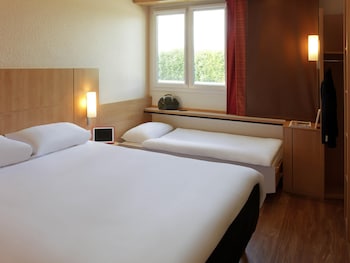 Standard Room, Multiple Beds