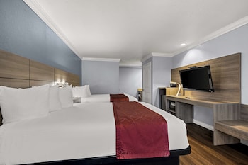 Standard Room, 2 Double Beds, Accessible, Non Smoking
