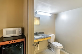 Standard Room, 2 Double Beds, Non Smoking