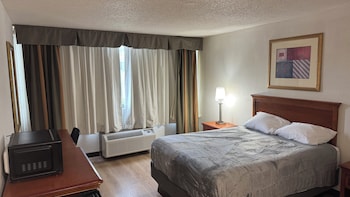 Single Room, 1 Queen Bed