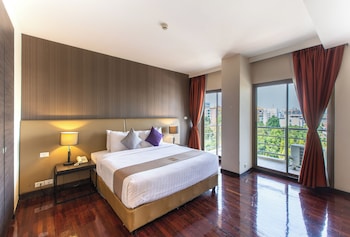 Junior Studio Suite
