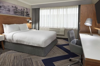Room, 1 Queen Bed, City View