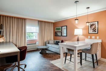 Suite, 2 Queen Beds, Non Smoking, Kitchenette (Sofabed is a double bed)