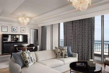 Club Suite, 1 Bedroom, Oceanfront