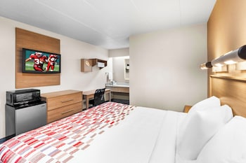 Deluxe Room, 1 King Bed (Smoke Free)