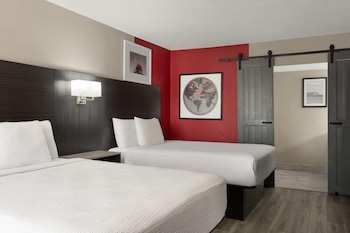Room, 2 Queen Beds, Non Smoking (Uppler Floor)