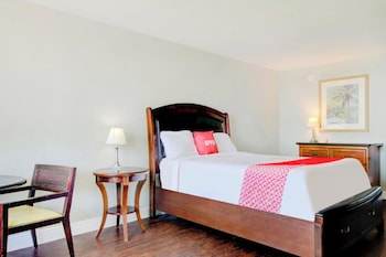 Deluxe Room, 1 Queen Bed