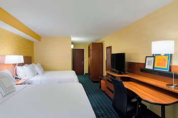 Room, 2 Queen Beds, Courtyard View