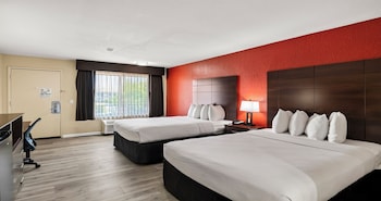 Standard Room, 2 Queen Beds, Non Smoking, Refrigerator & Microwave
