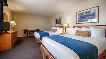 Standard Room, 2 Double Beds, Refrigerator & Microwave