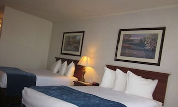 Standard Room, 2 Double Beds, Refrigerator & Microwave