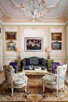 Royal Suite