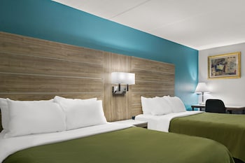 Standard Room, 2 Queen Beds, Non Smoking