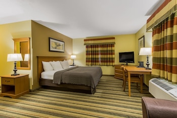 Suite, 1 King Bed, Non Smoking