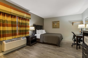 Standard Room, 1 Queen Bed, Non Smoking