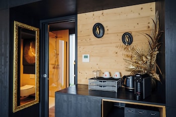 Superior Lodge