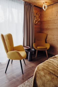 Superior Lodge